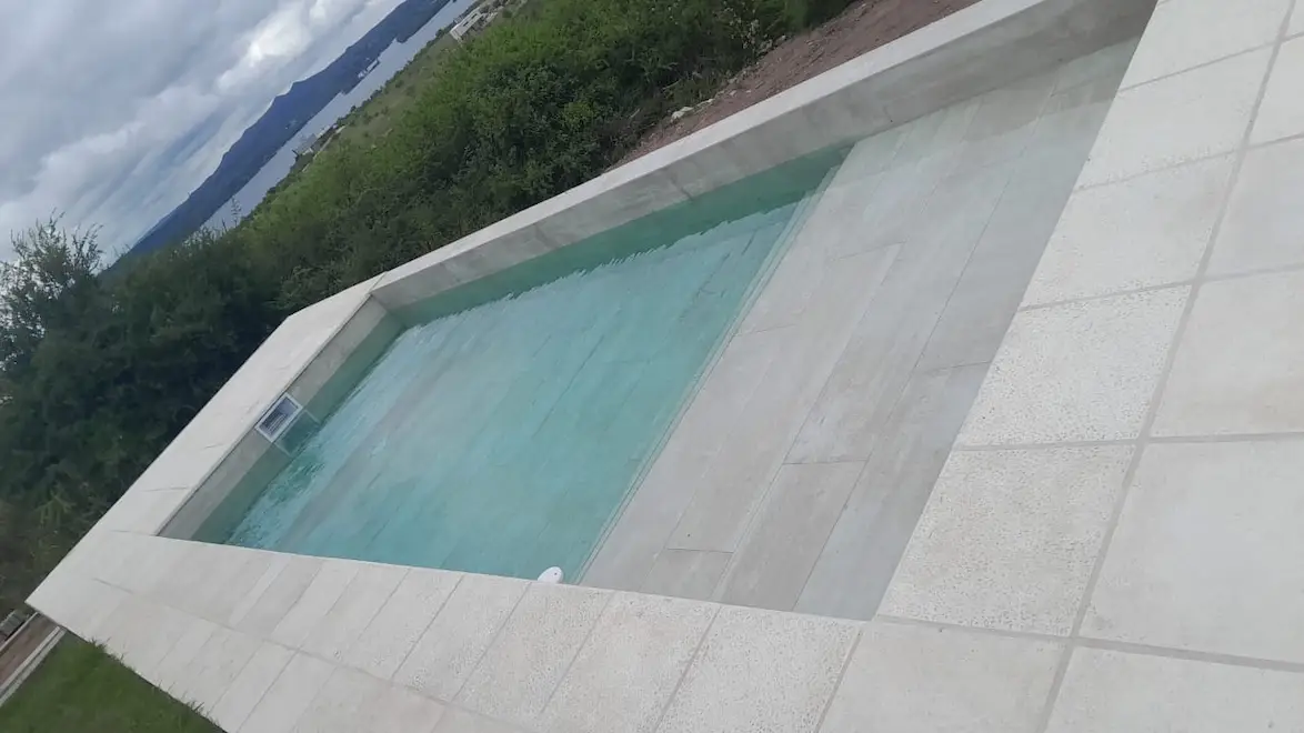 Piscina en altura detalle 3